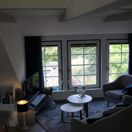 Apartment Up Stuuv *