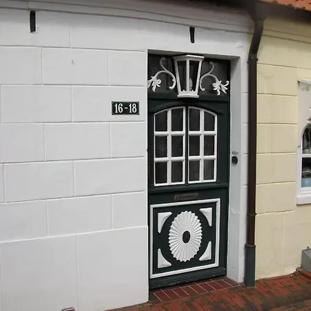 Up Stuuv Apartment Greetsiel